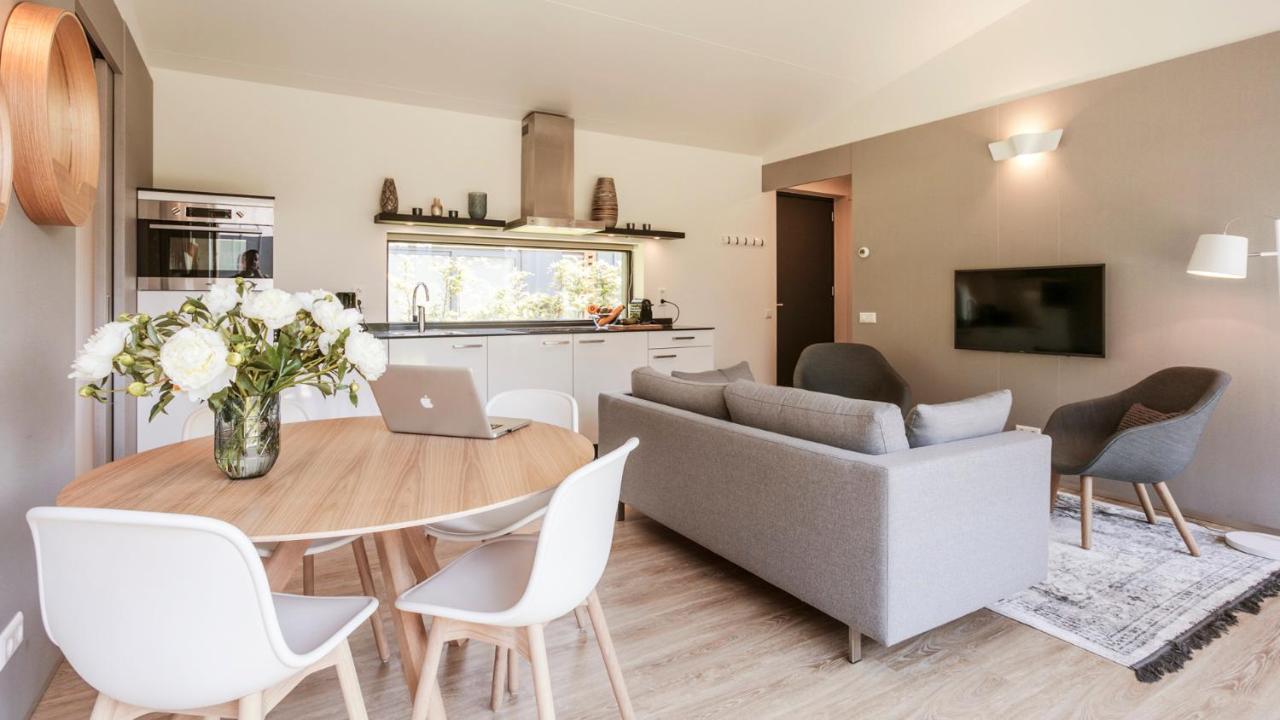 Dutchen Suitelodges Gooilanden Loosdrecht Exterior photo